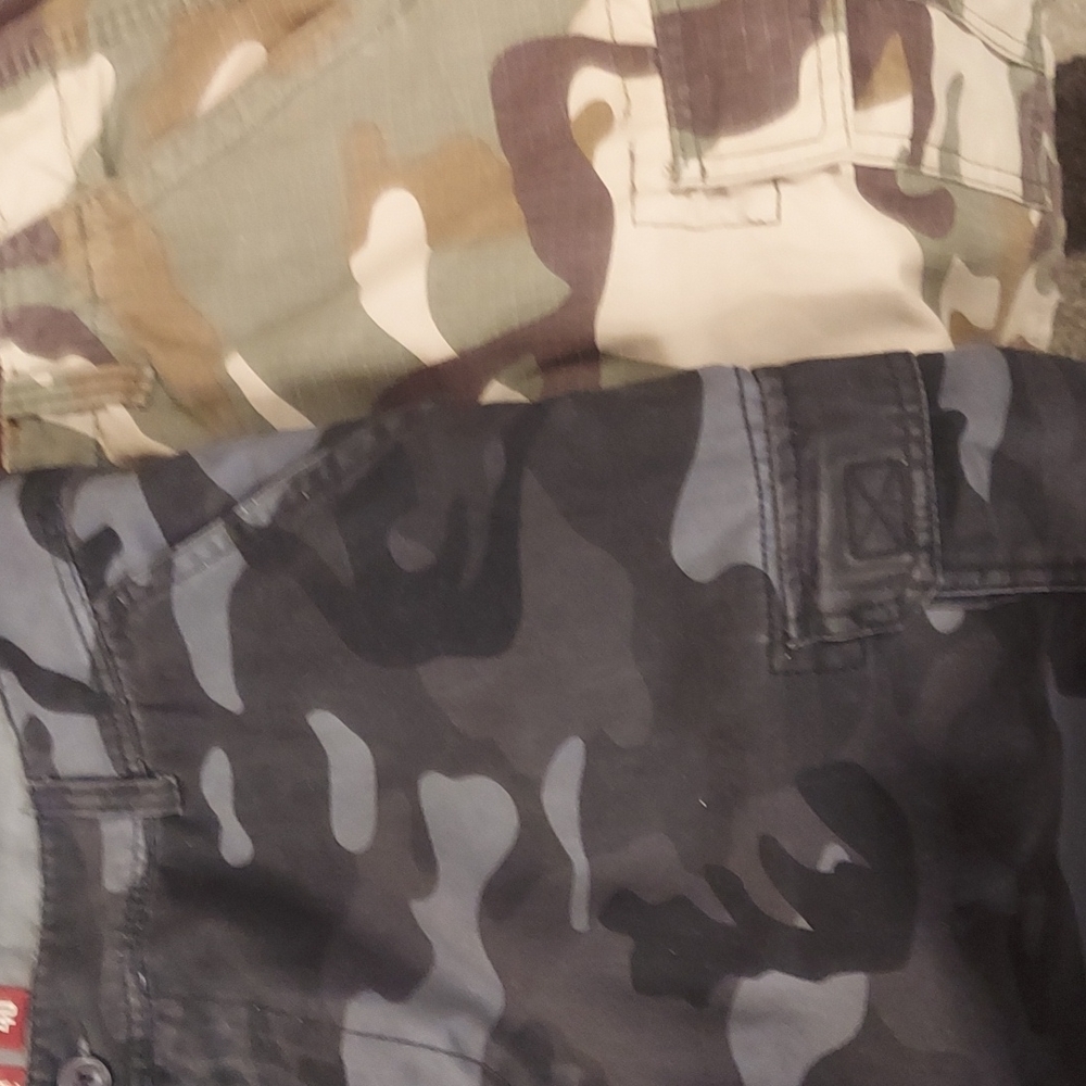 Mens Camo Cargo shorts